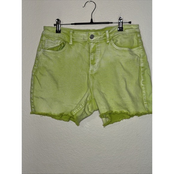 Cato Pants - Est 1946 Denim Jean Shorts Women's size 12 Neon Green 4" Inch Inseam